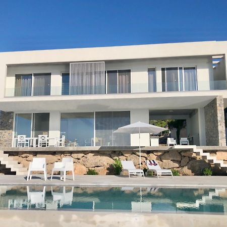 Kuro Beach House - Oceanfront Luxury & 25M Pool Achlia Esterno foto