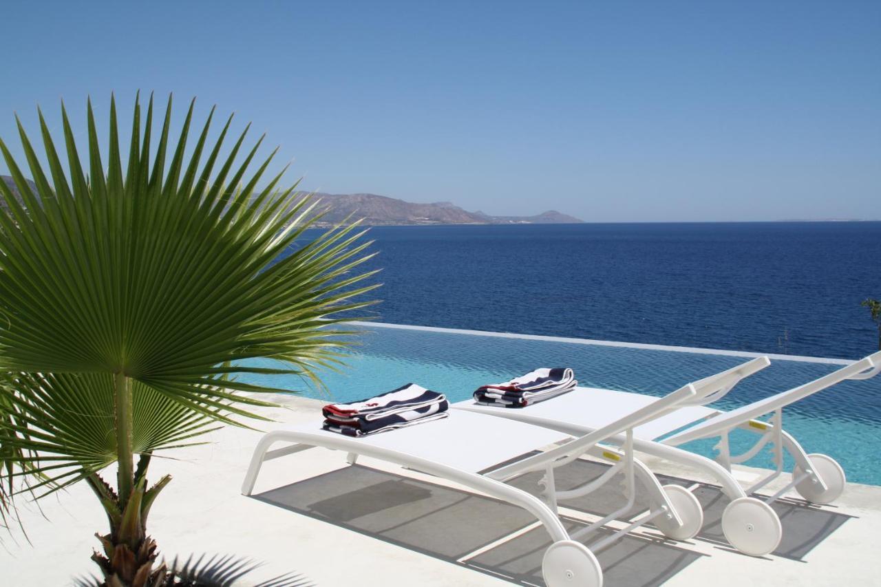 Kuro Beach House - Oceanfront Luxury & 25M Pool Achlia Esterno foto
