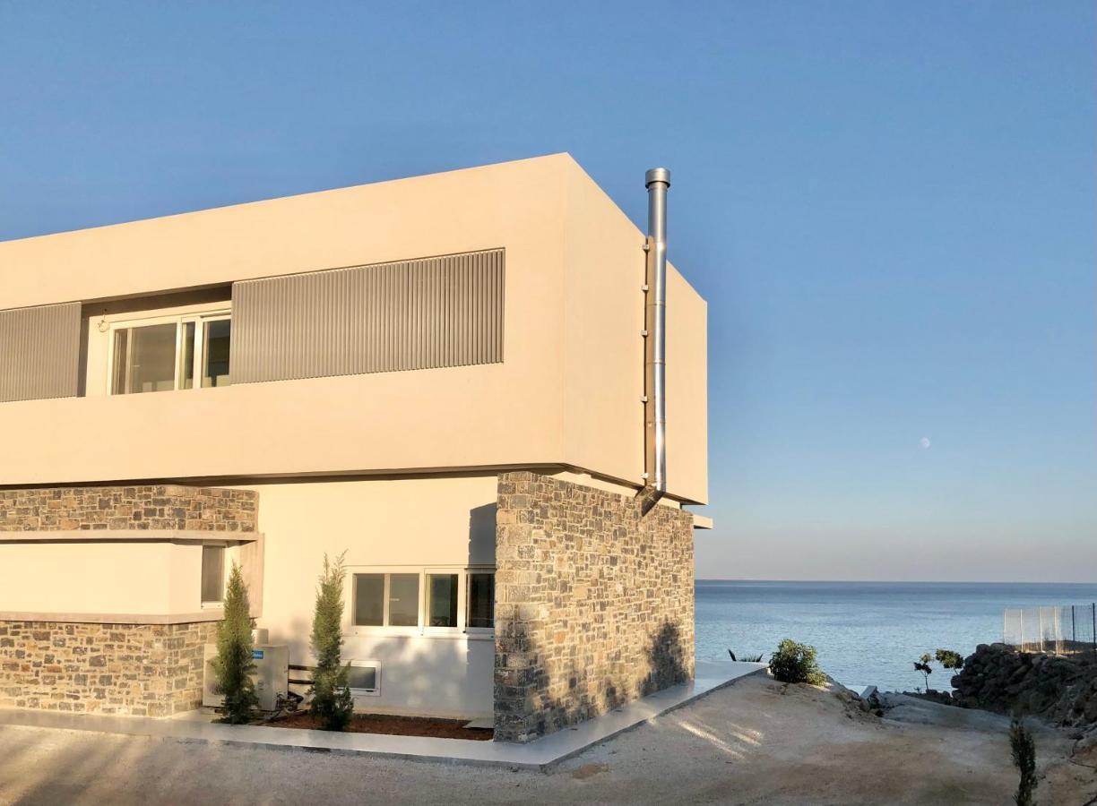 Kuro Beach House - Oceanfront Luxury & 25M Pool Achlia Esterno foto