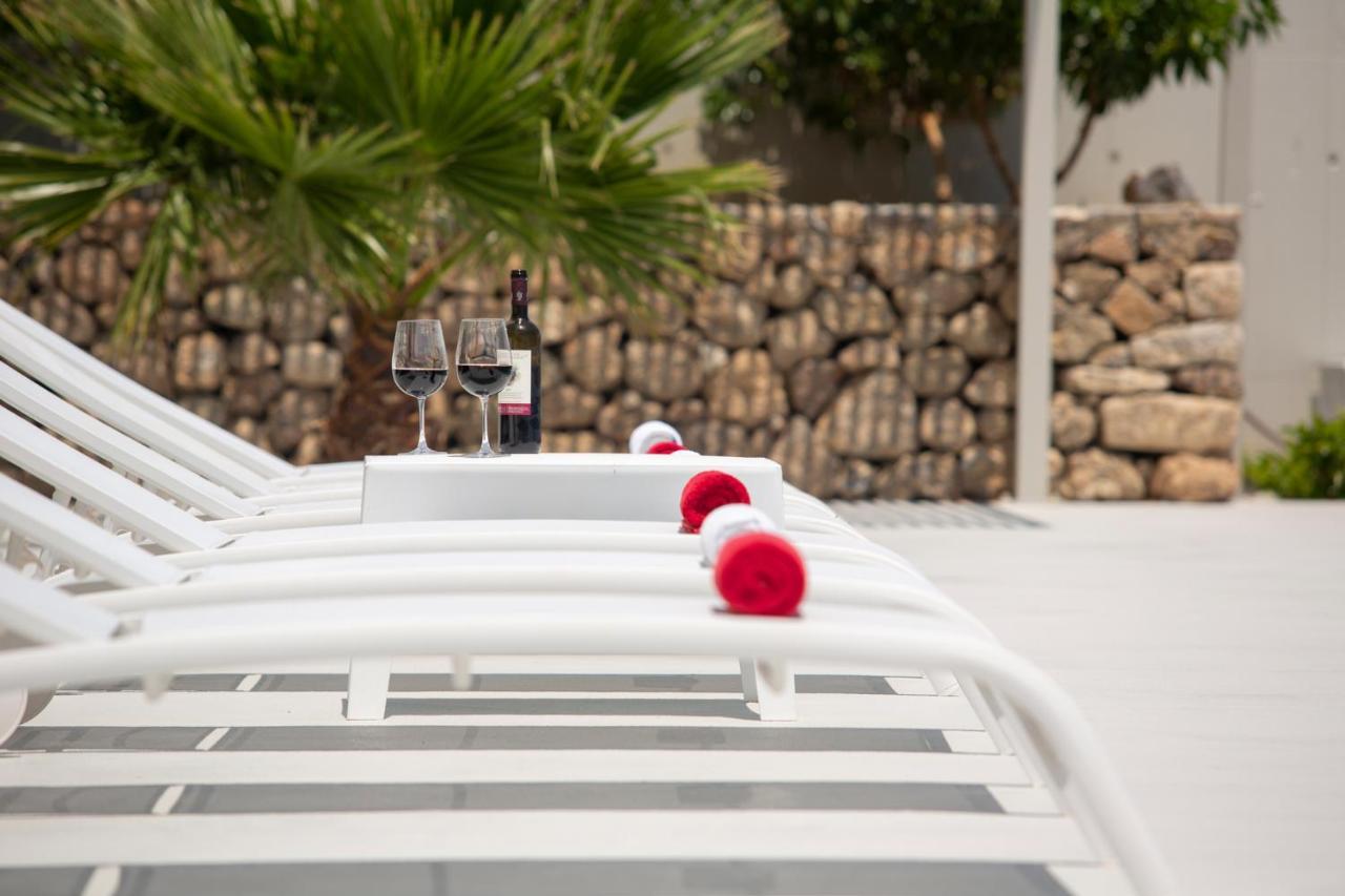 Kuro Beach House - Oceanfront Luxury & 25M Pool Achlia Esterno foto