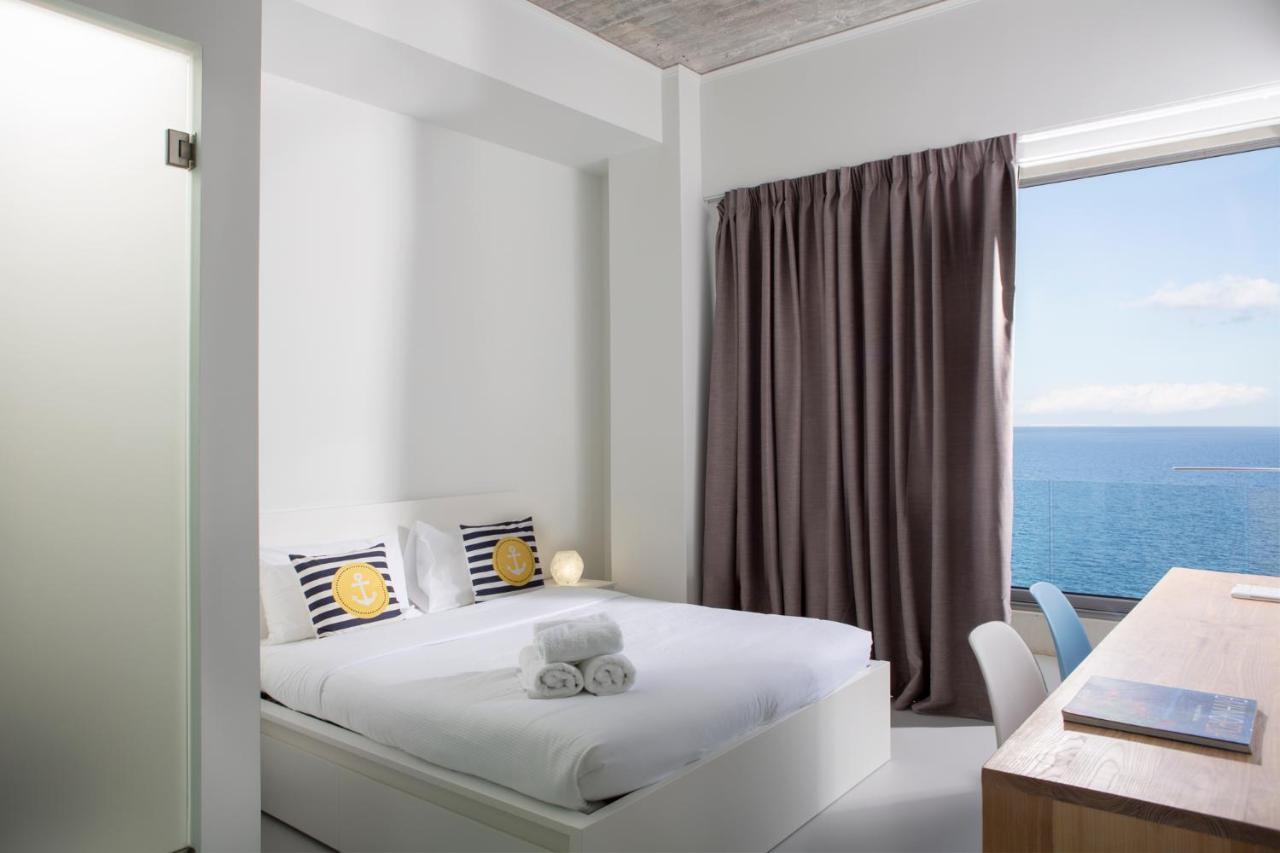 Kuro Beach House - Oceanfront Luxury & 25M Pool Achlia Esterno foto